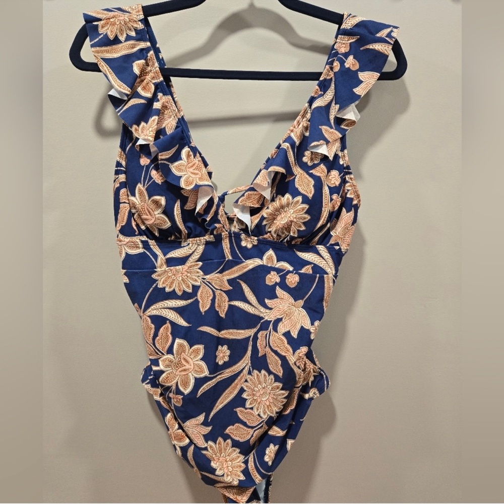 Navy Floral Ruffled One-Piece Swimsuit by Cupshe! Size L